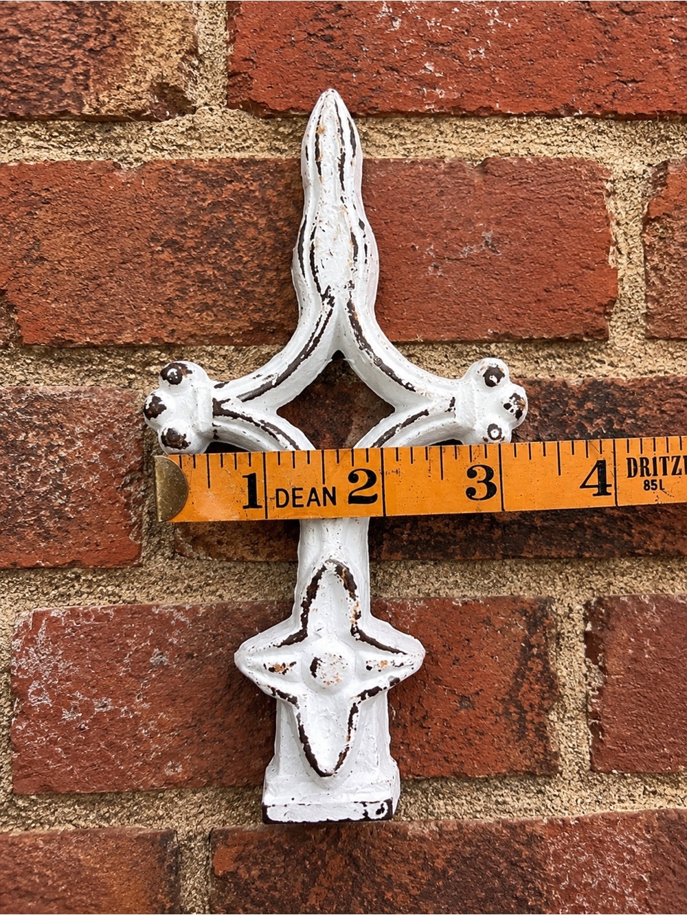 Vintage Cast Iron Fence Finial Gothic Cross Architectural Salvage Garden Decor - Picture 5 of 6